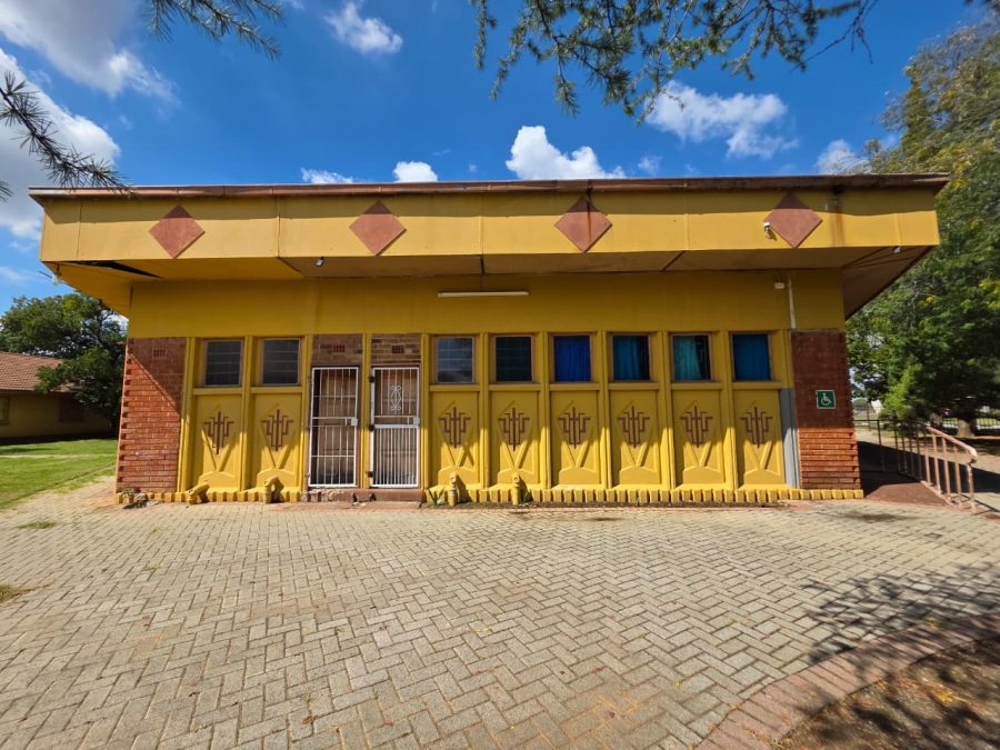 Commercial Property for Sale in Rheederpark Free State